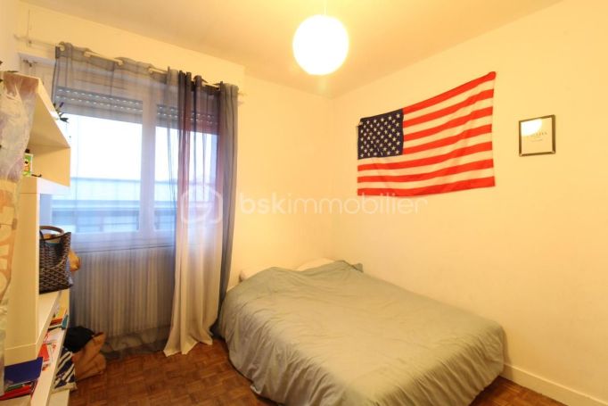 A louer APPARTEMENT T4 84 M2 BORD DE MER PARENTIS EN BORN