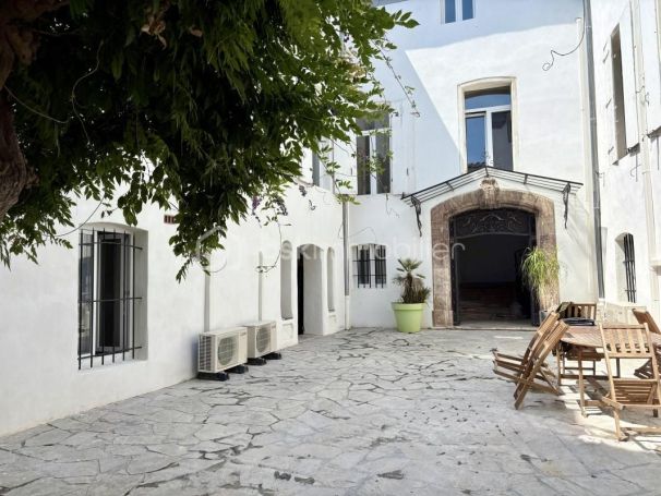 A louer MAISON  DE MAîTRE  ILLE SUR TET