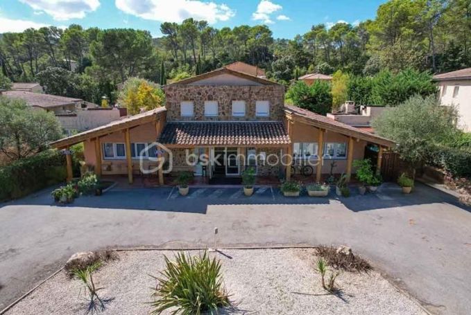 A louer APPARTEMENT T3 88 M2 TERRASSE  LE THORONET