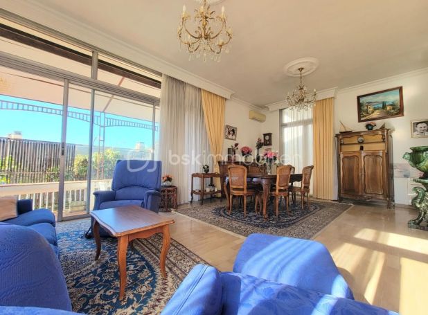 A louer MAISON  D'ARCHITECTE VUE MER HYERES