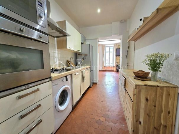 A louer APPARTEMENT T3 55 M2 BORD DE MER ANTIBES