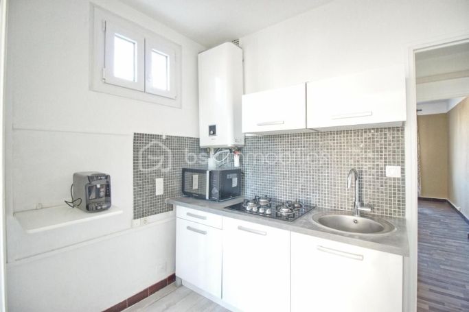 A louer APPARTEMENT T2 40 M2 BORD DE MER CAGNES SUR MER