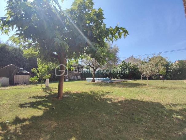 A vendre MAISON  7 PIECES 117 M2  BAGNOLS SUR CEZE