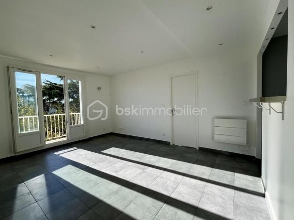 A louer APPARTEMENT NEUF T3 51 M2  NIMES