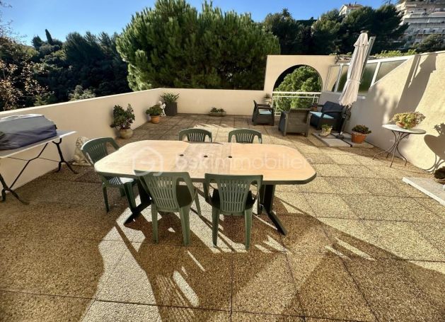 A louer APPARTEMENT T2 58 M2 TERRASSE BORD DE MER NICE