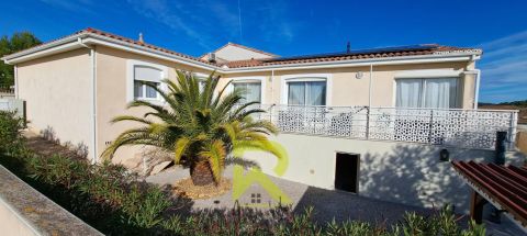 A louer MAISON  7 PIECES 140 M2  MONTREDON DES CORBIERES