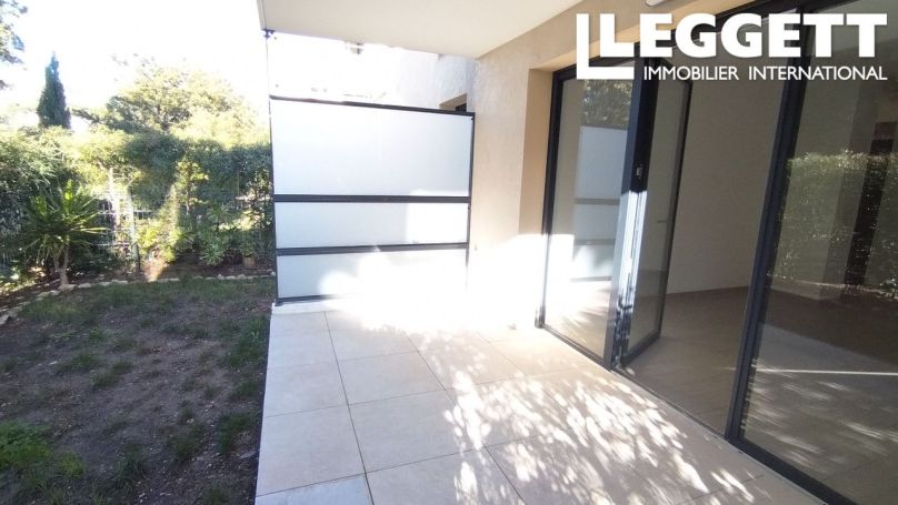 A louer APPARTEMENT T2 40 M2 TERRASSE BORD DE MER TOULON