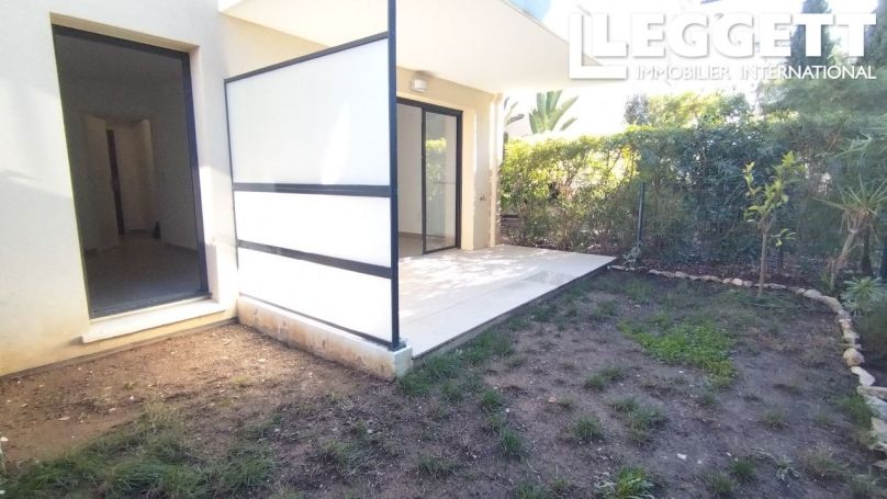 A louer APPARTEMENT T2 40 M2 TERRASSE BORD DE MER TOULON