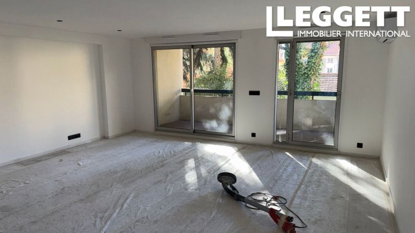 A louer APPARTEMENT T3 70 M2 TERRASSE BORD DE MER NICE