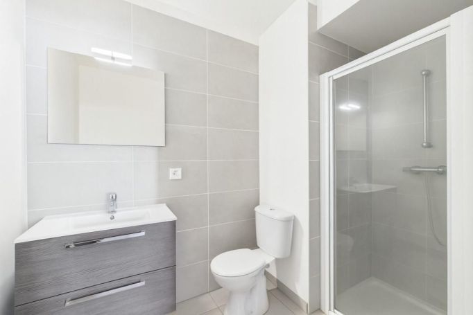 A louer STUDIO  28 M2 TERRASSE BORD DE MER AJACCIO