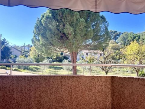 A louer APPARTEMENT T3 70 M2 TERRASSE  AUBAGNE