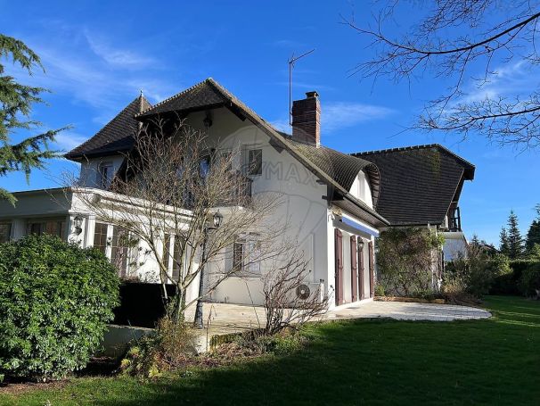 A louer MAISON  D'ARCHITECTE  SAINT ETIENNE DU ROUVRAY