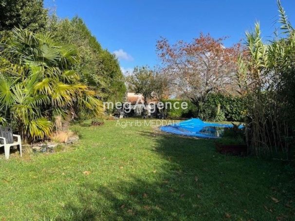 A louer MAISON  DE MAîTRE BORD DE MER SAINT SULPICE DE ROYAN
