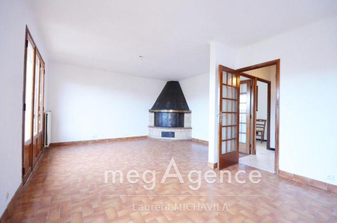 A louer MAISON  8 PIECES 125 M2  BEZIERS