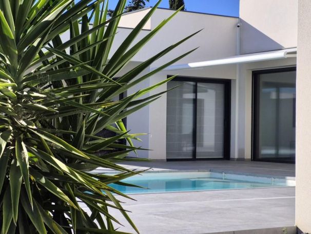 MAISON  CONTEMPORAINE  PERPIGNAN