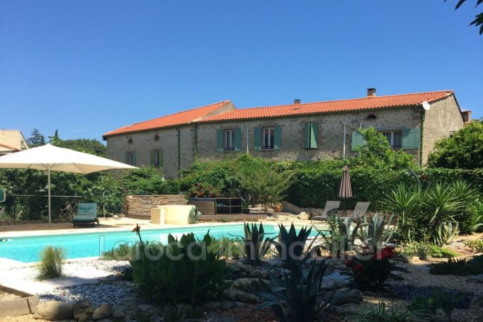 A louer LOFT 6 PIECES 311 M2 SOREDE