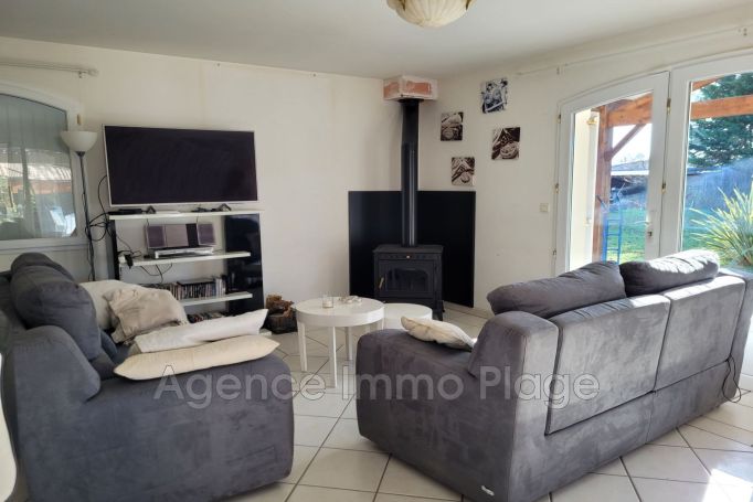 A louer MAISON  CONTEMPORAINE BORD DE MER VENSAC campagne