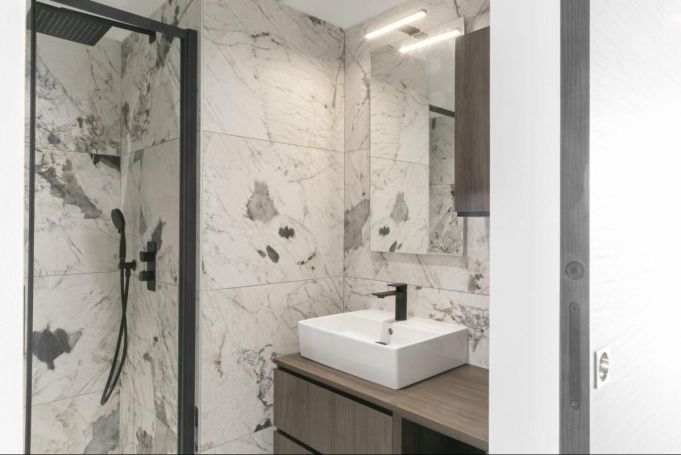 A louer APPARTEMENT T4 120 M2 TERRASSE  CASTRIES