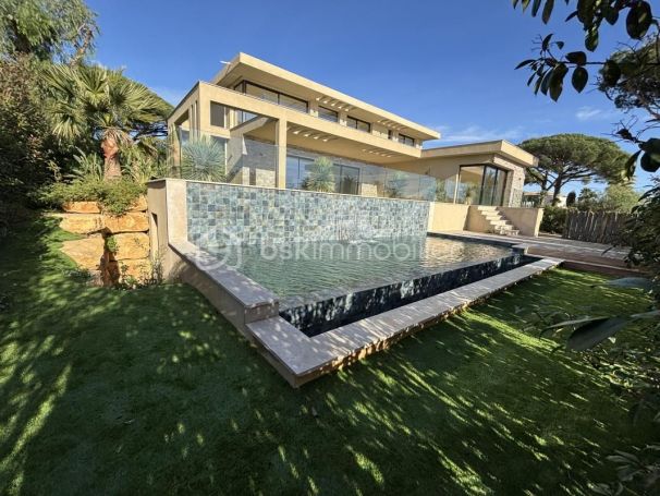 A louer MAISON  CONTEMPORAINE VUE MER SAINTE MAXIME