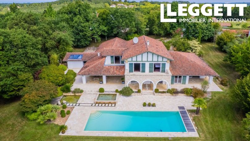 A vendre MAISON  9 PIECES 390 M2 PLAGE à PIED ARCANGUES