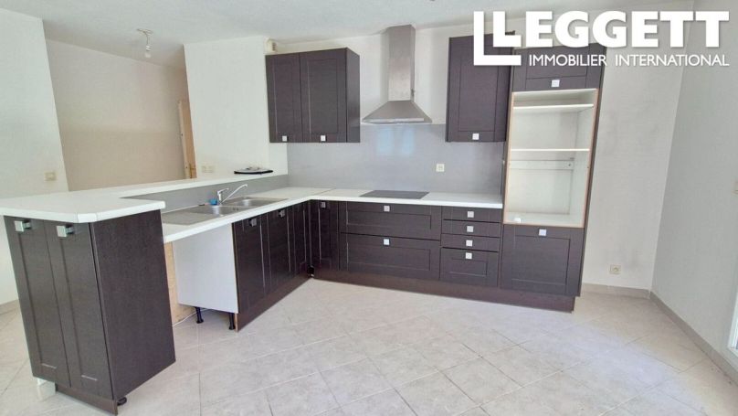 A louer APPARTEMENT T5 34 M2 TERRASSE  GRASSE