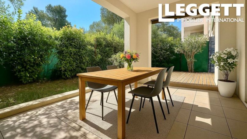 A louer APPARTEMENT T3 54 M2 TERRASSE  ROQUEFORT LES PINS