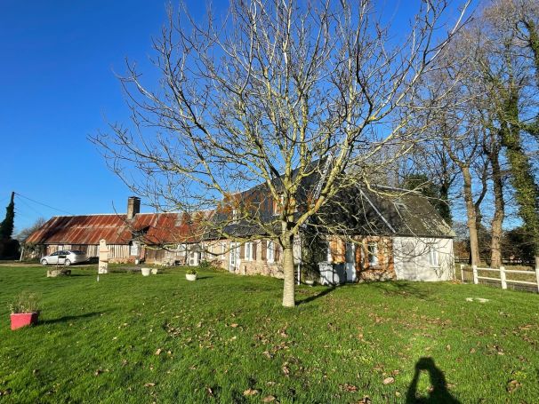 A vendre Maison de caractEre 5 PIECES 125 M&sup2; Terres-de-Caux
