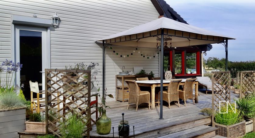 A vendre MAISON 6 PIECES 153 M2 BORD DE MER YERVILLE Commerces et tous services à 3 km (Yerville, accès à l'A29 à 5 km, Rou30 minen à