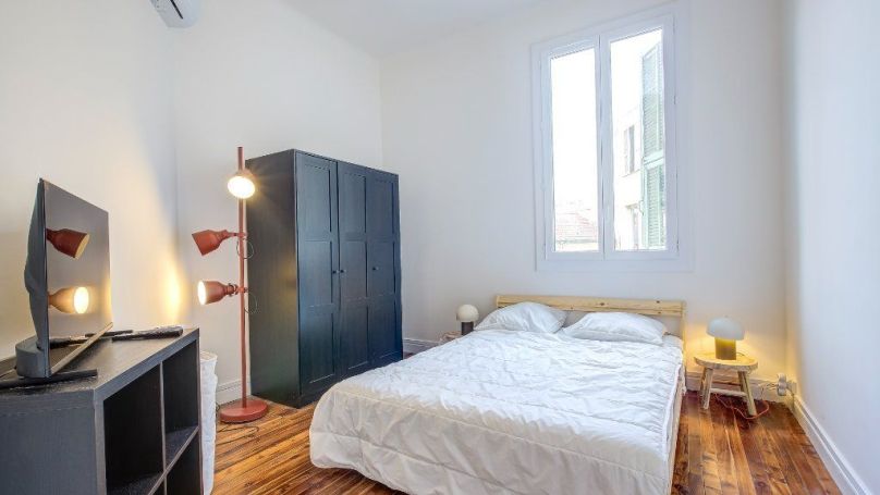 A louer APPARTEMENT T2 30 M2 BORD DE MER NICE