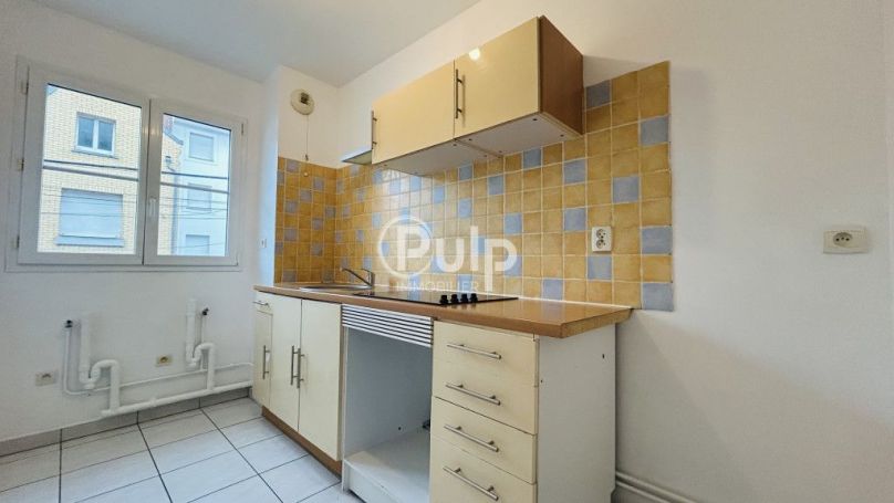 A louer APPARTEMENT T3 60 M2  LENS