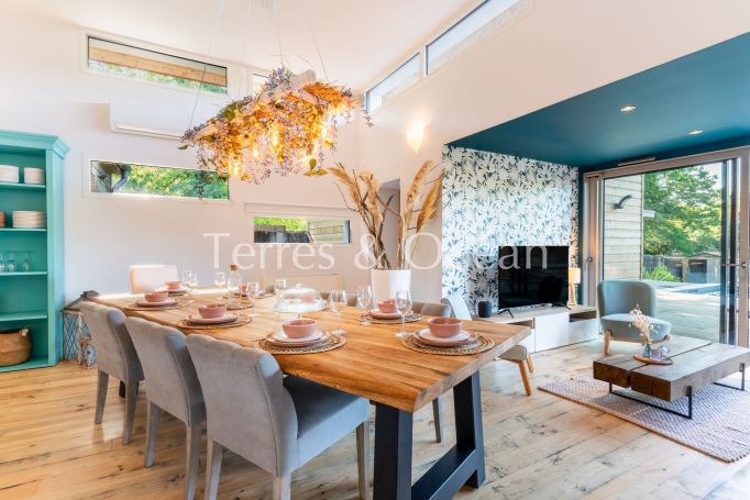 A vendre MAISON  6 PIECES 140 M2  ANGRESSE