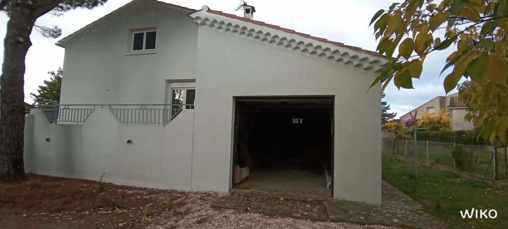 A vendre MAISON DE MAîTRE SAINT JULIEN LES ROSIERS
