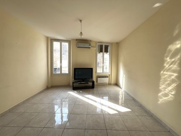 A louer APPARTEMENT T2 43 M2  MARSEILLE 4EME