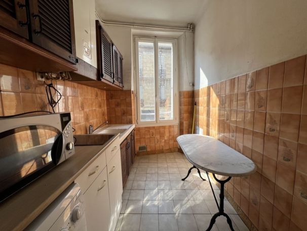 A louer APPARTEMENT T2 43 M2  MARSEILLE 4EME