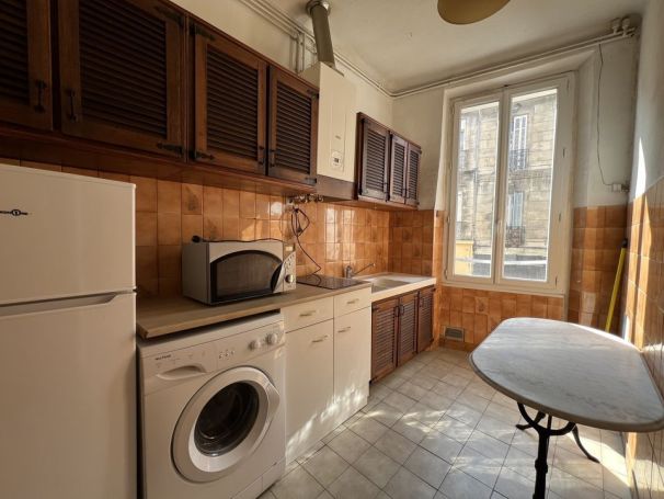 A louer APPARTEMENT T2 43 M2  MARSEILLE 4EME
