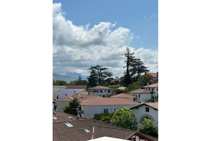 A louer APPARTEMENT NEUF T4 88 M2 TERRASSE BORD DE MER CIBOURE