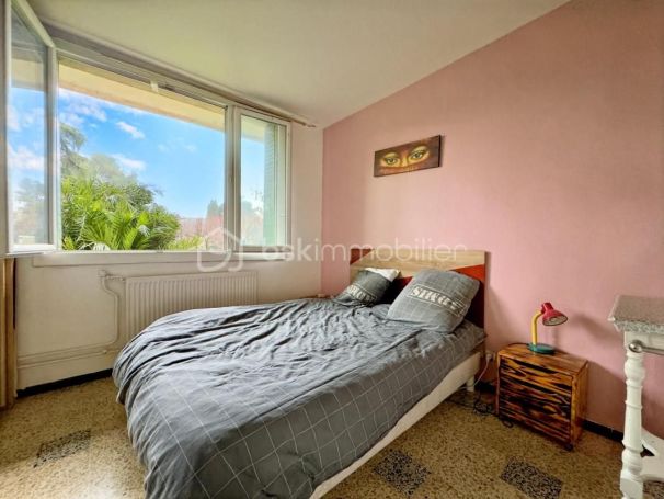 A louer APPARTEMENT T3 55 M2  NIMES