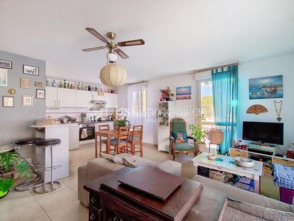 A louer APPARTEMENT DE PRESTIGE T3 75 M2 TERRASSE  LE CRES