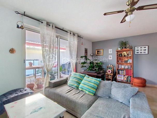 A louer APPARTEMENT DE PRESTIGE T3 75 M2 TERRASSE  LE CRES