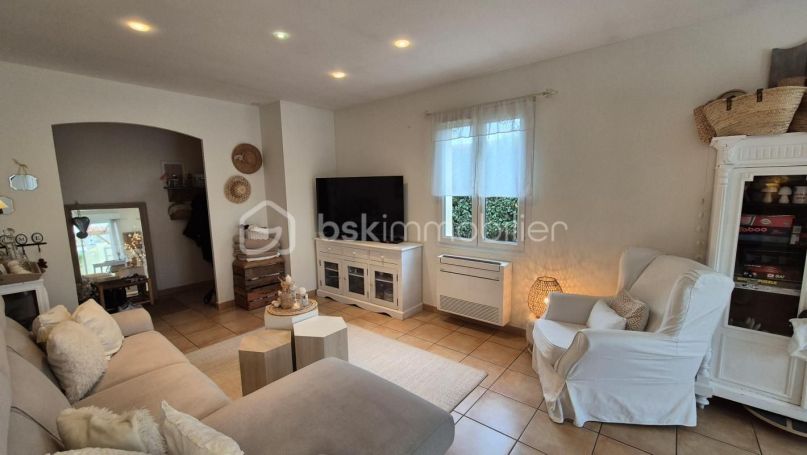 A louer MAISON  5 PIECES 96 M2  PIA