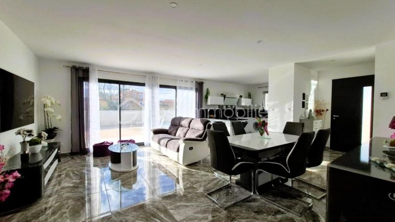 A louer MAISON  CONTEMPORAINE BORD DE MER LA PALME