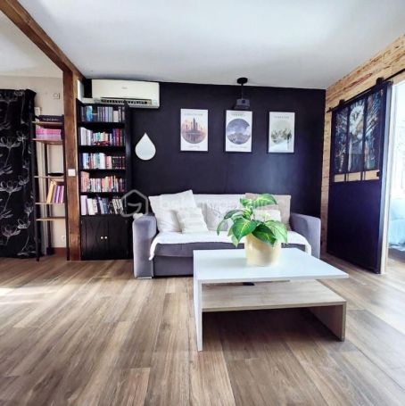 A louer APPARTEMENT T4 69 M2 BORD DE MER NICE