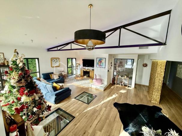 A louer LOFT  CONTEMPORAINE  LONS