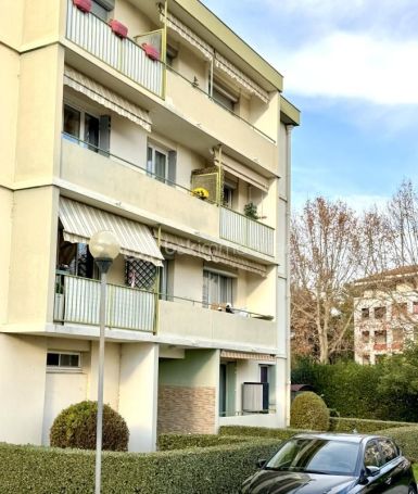 A louer APPARTEMENT T3 71 M2 BORD DE MER LA GARDE