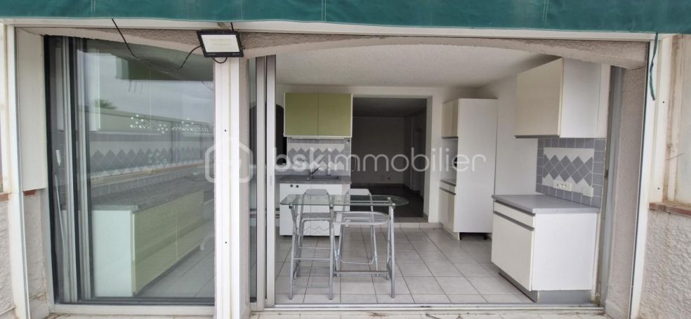 A louer APPARTEMENT T5 90 M2 TERRASSE BORD DE MER LE BARCARES