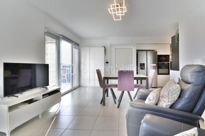 A louer APPARTEMENT T4 73 M2 TERRASSE  PLAN DE CUQUES