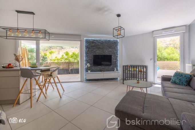 A louer APPARTEMENT T5 85 M2 TERRASSE  CASTELNAU LE LEZ