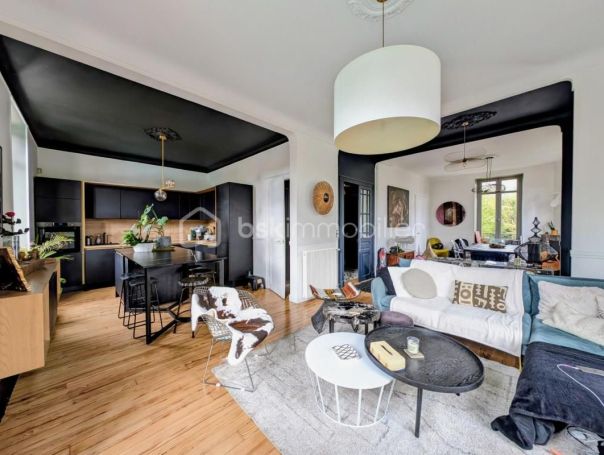 A louer MAISON  DE MAîTRE  PAU