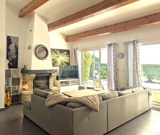 A louer MAISON  6 PIECES 145 M2 BORD DE MER BANDOL