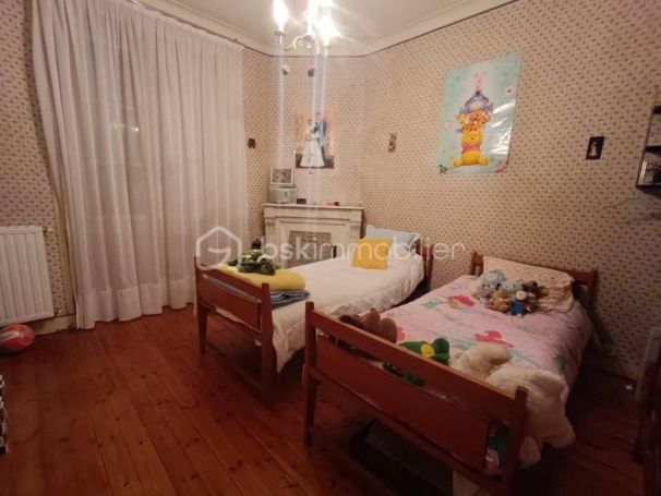 A louer APPARTEMENT T4 105 M2  LARUNS